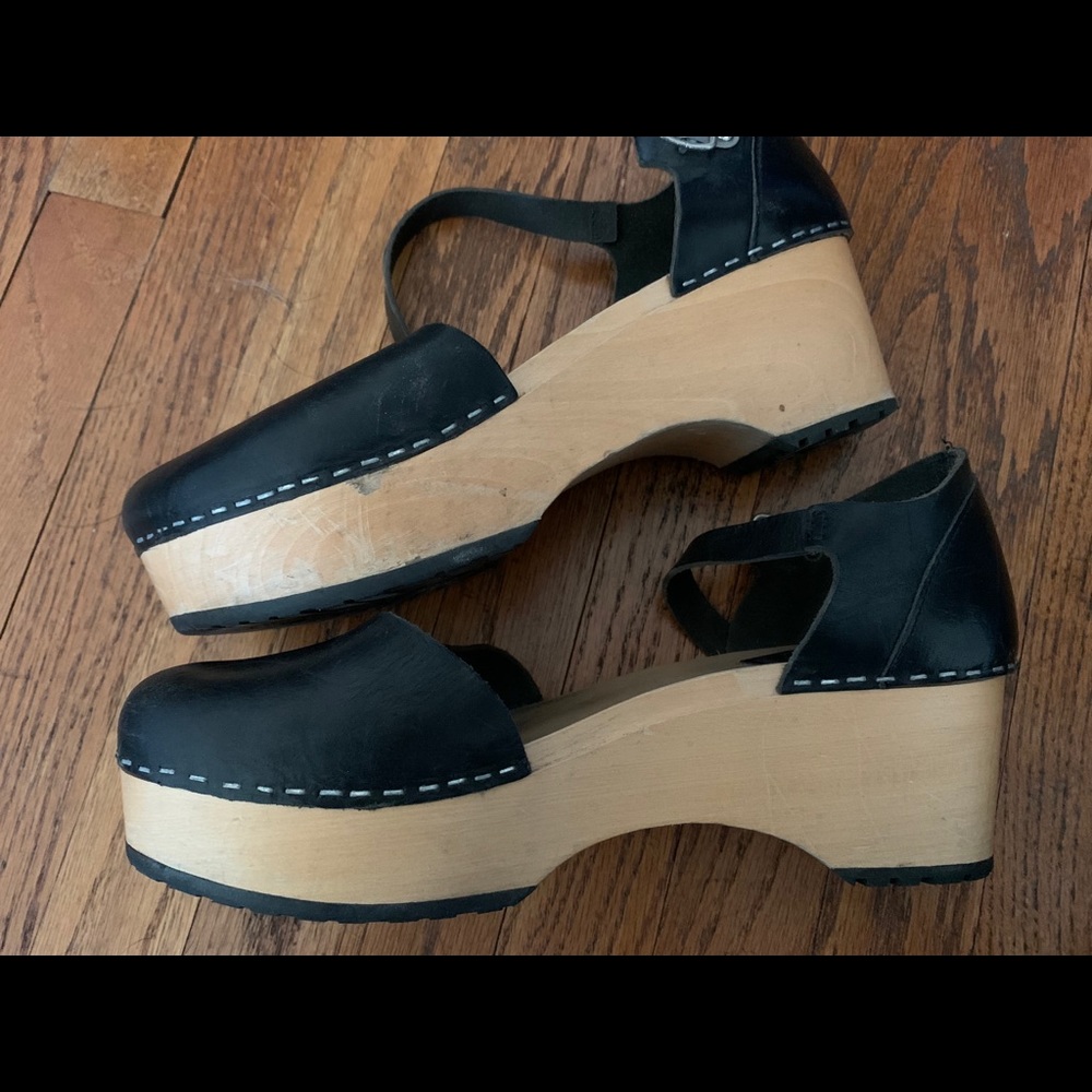 Well loved Swedish Hasbeens